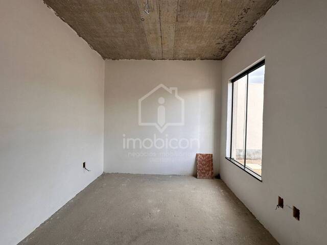 Casa para Venda em Vitória da Conquista - 4