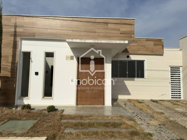 #CA0050 - Casa para Locação em Vitória da Conquista - BA - 2
