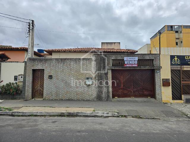 #244 - Casa para Venda em Vitória da Conquista - BA