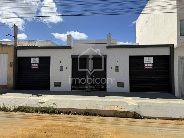 #249 - Casa para Venda em Vitória da Conquista - BA