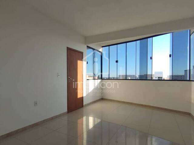 #AP0005 - Apartamento para Locação em Vitória da Conquista - BA - 2