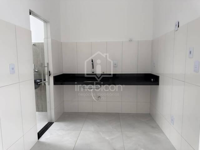 Casa para Venda em Vitória da Conquista - 4