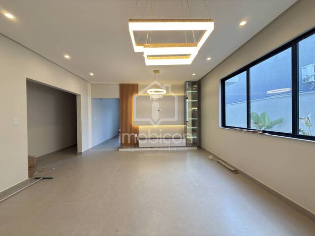 #297 - Casa para Locação em Vitória da Conquista - BA