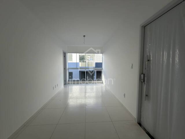 Apartamento para Venda em Vitória da Conquista - 3