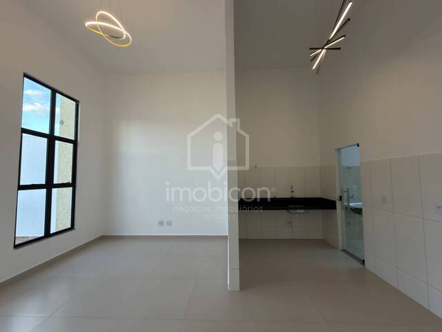 Casa para Venda em Vitória da Conquista - 4