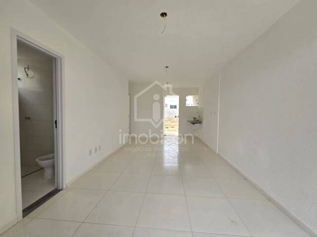 Casa para Venda em Vitória da Conquista - 3