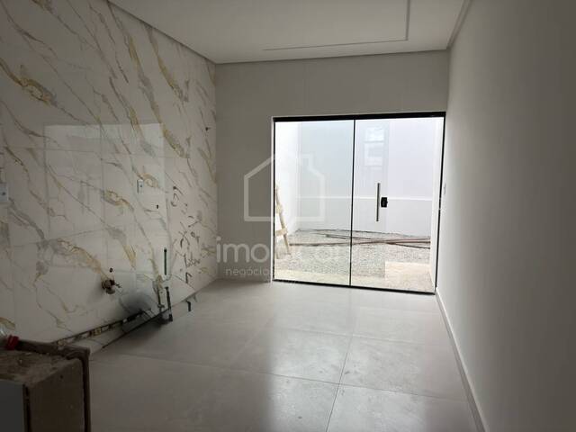 Casa para Venda em Vitória da Conquista - 5