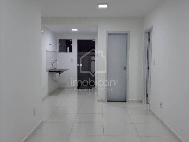 Apartamento para Locação em Vitória da Conquista - 3