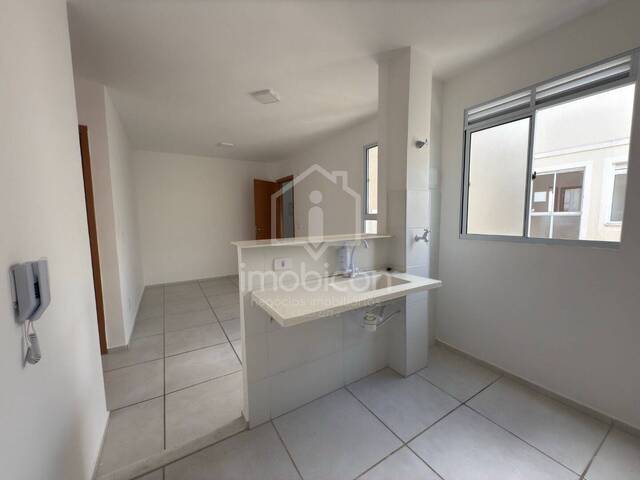 Apartamento para Venda em Vitória da Conquista - 4